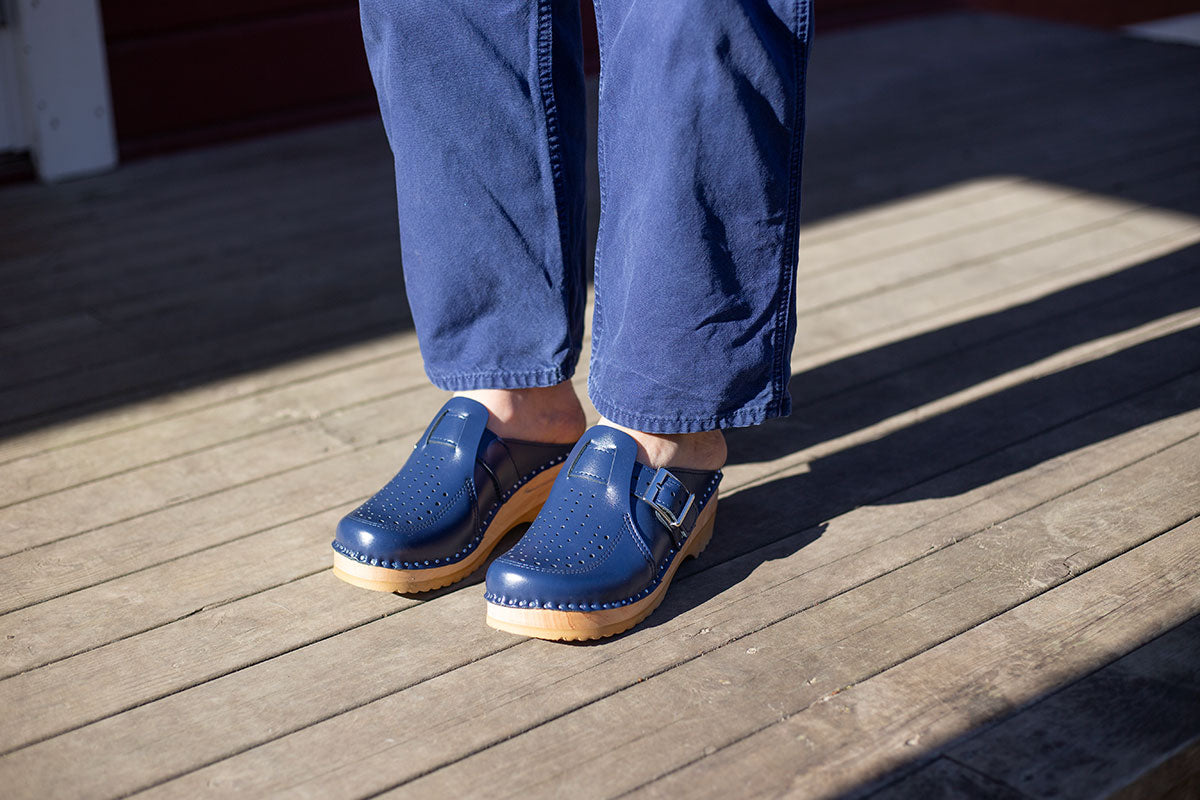 Abbot Dark Blue