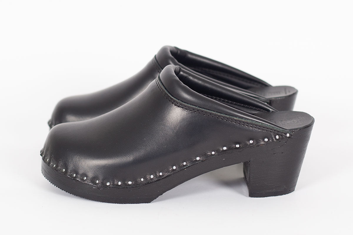 Monet Black Mid
