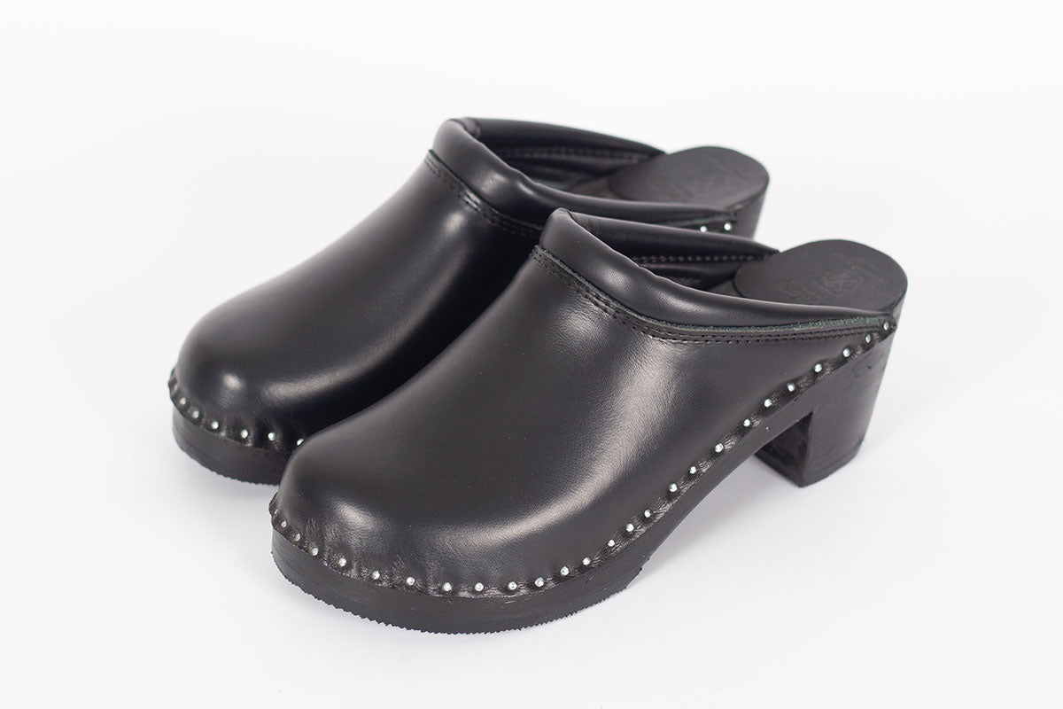 Monet Black Mid