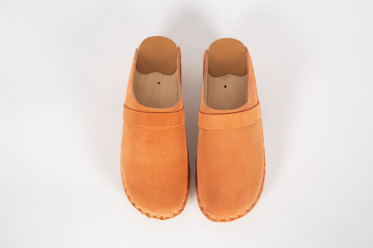 Da Vinci Apricot Suede