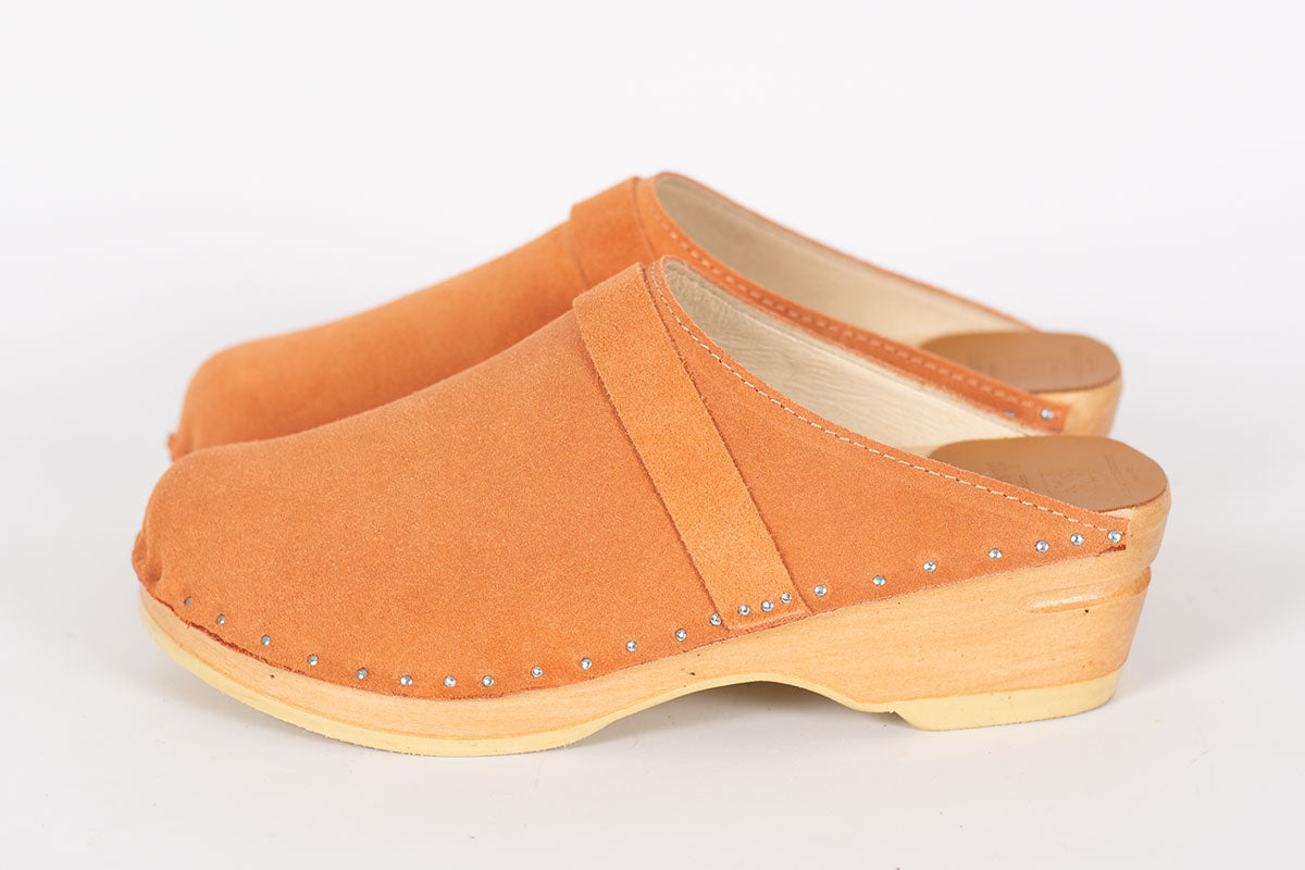 Da Vinci Apricot Suede