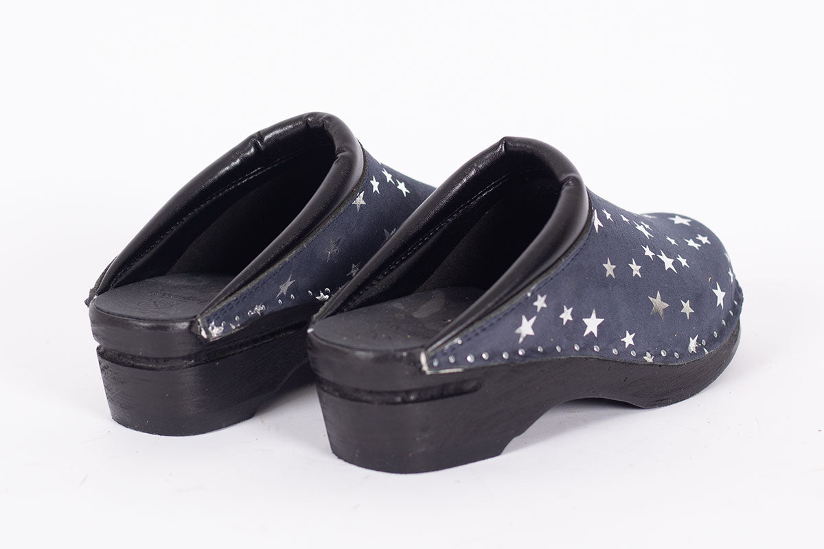 Monet Blue with Stars
