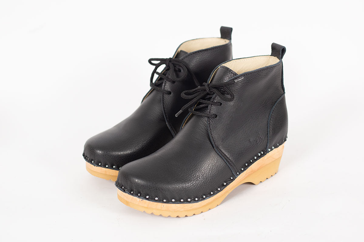 Morris Pebbled Black