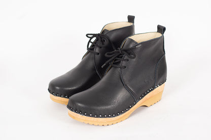 Morris Pebbled Black