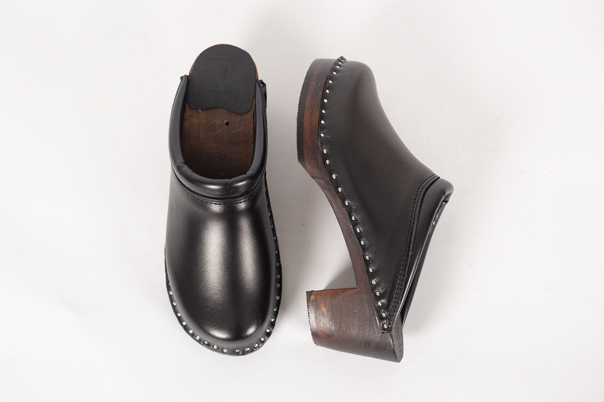 Rembrandt Black Mid