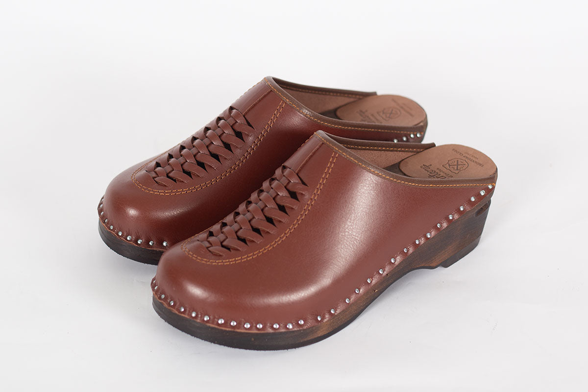 Wright Rusty Brown