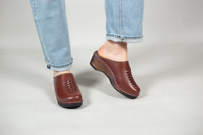 Wright Rusty Brown