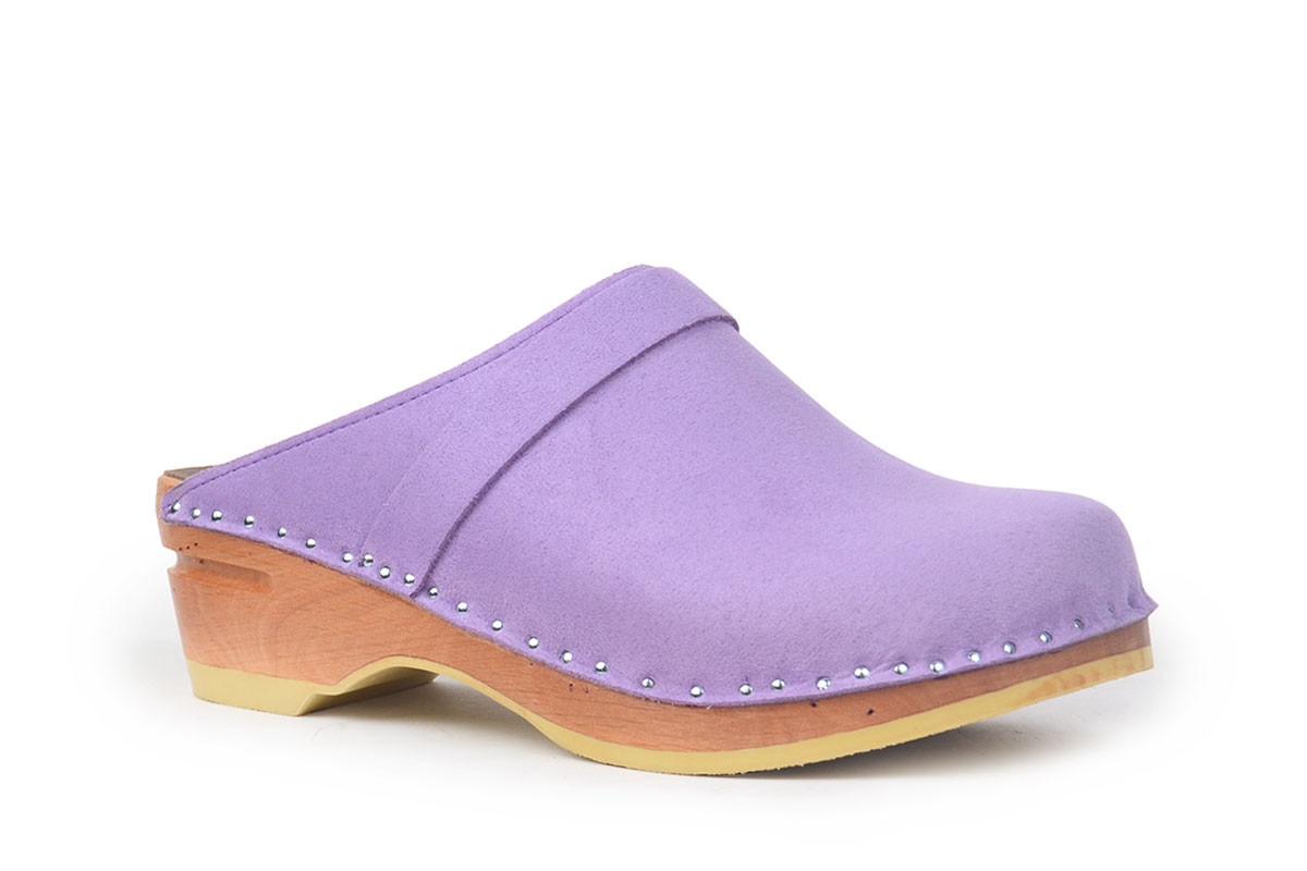 Swedish clogs in purple suede from 
