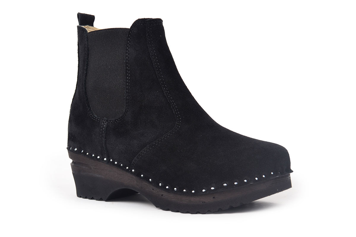 Clog Boot in Black suede leather - Chelsea style boot with elastic from ...
