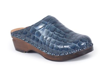 Saskia Blue Croc