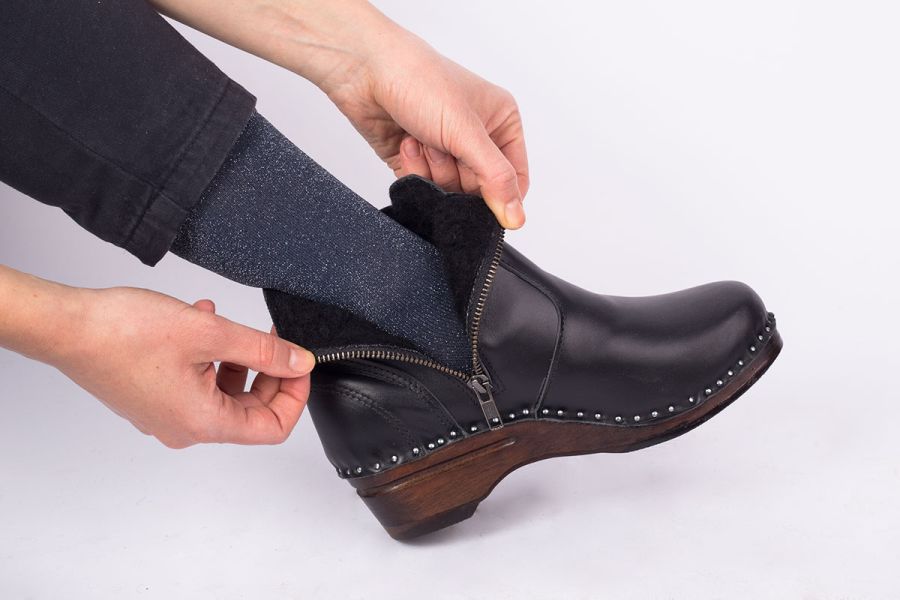 Turner Shearling Black