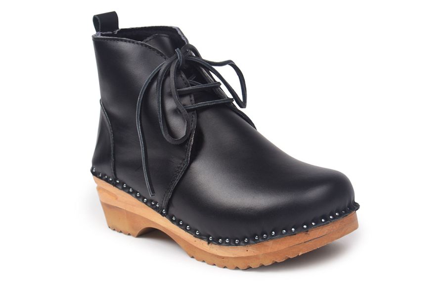 Shearling Clog Boot in Black leather Troentorp Clogs Bastad Sweden
